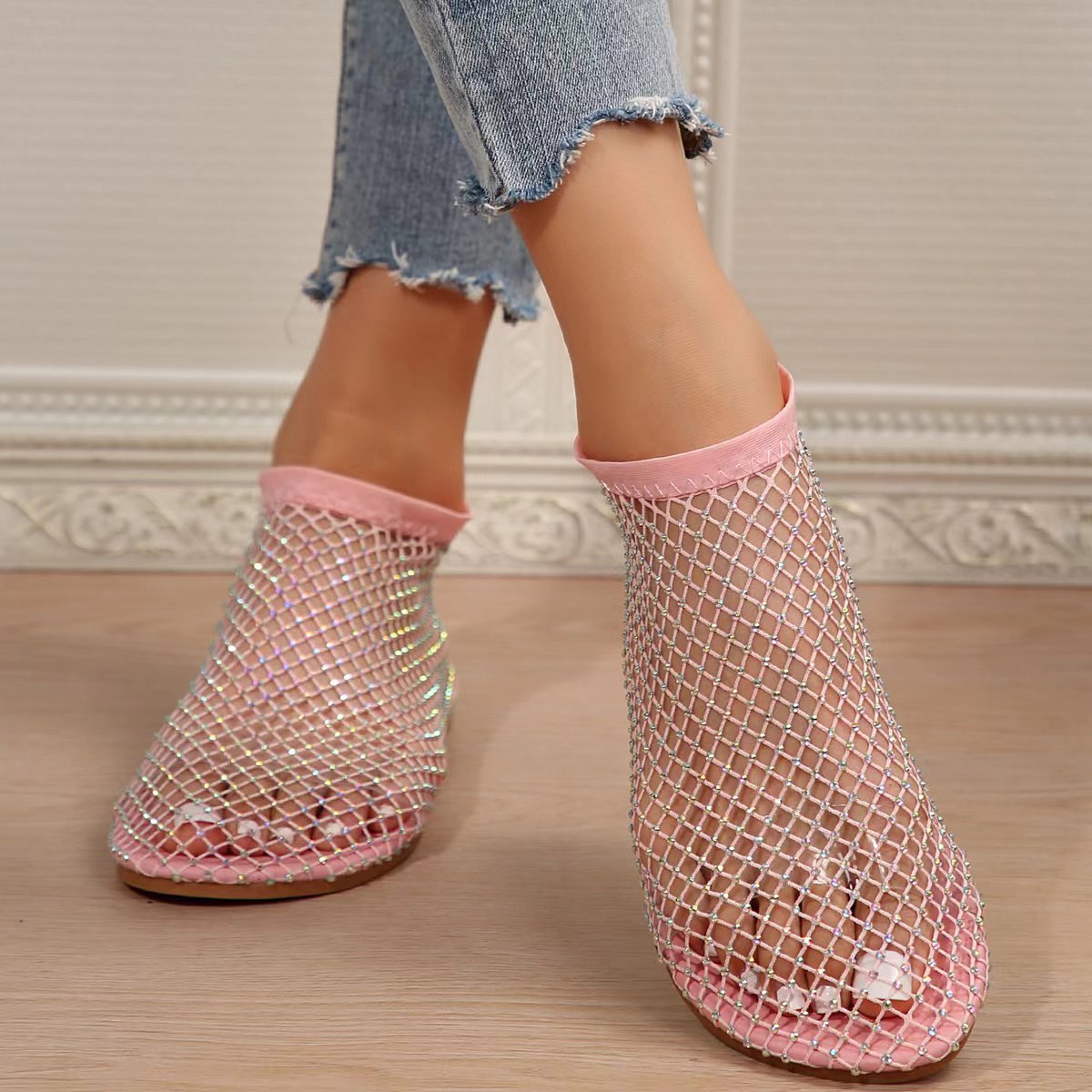 Rhinestone Round Toe Sandals - SuzRevera
