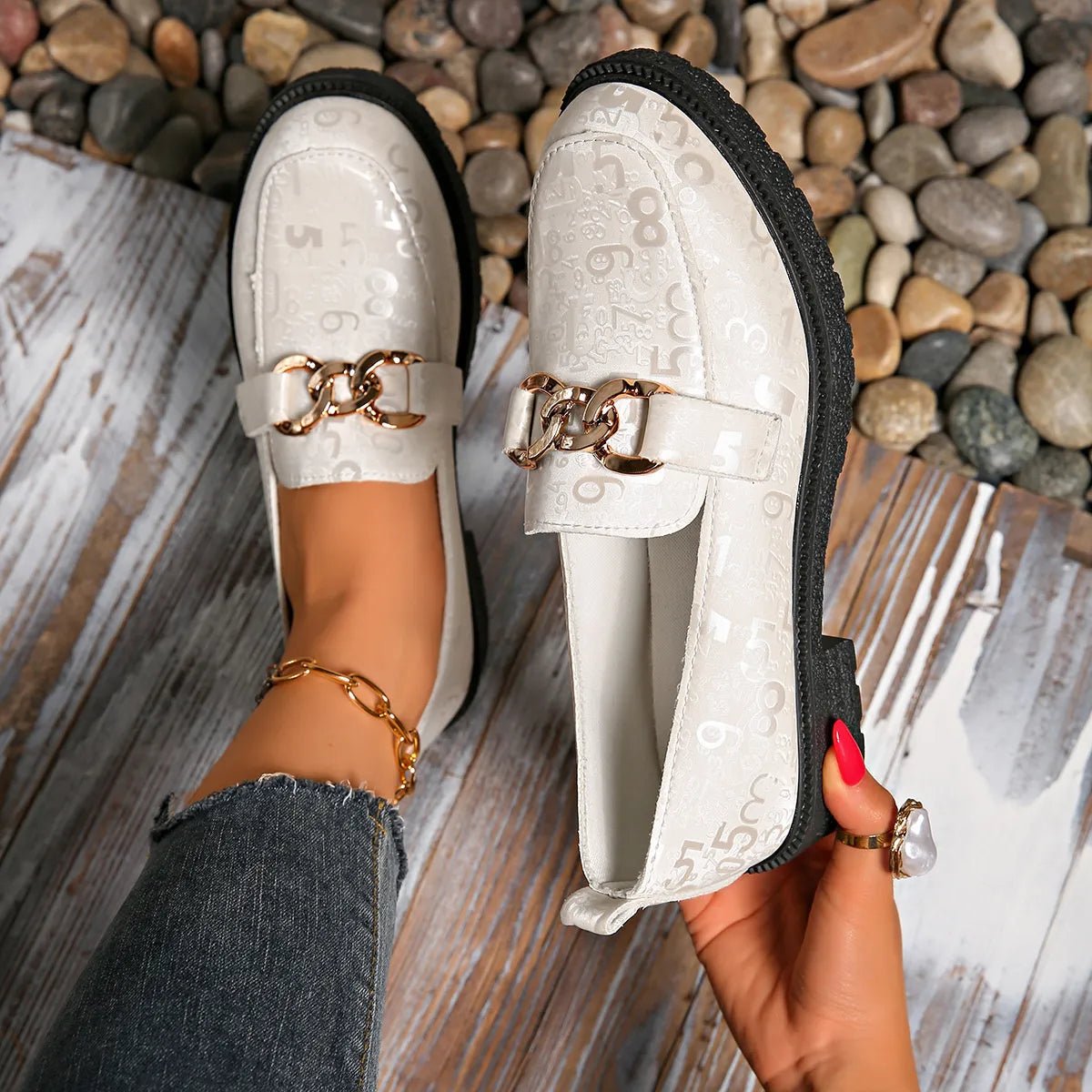 Round Toe Block Heels Loafers - SuzRevera