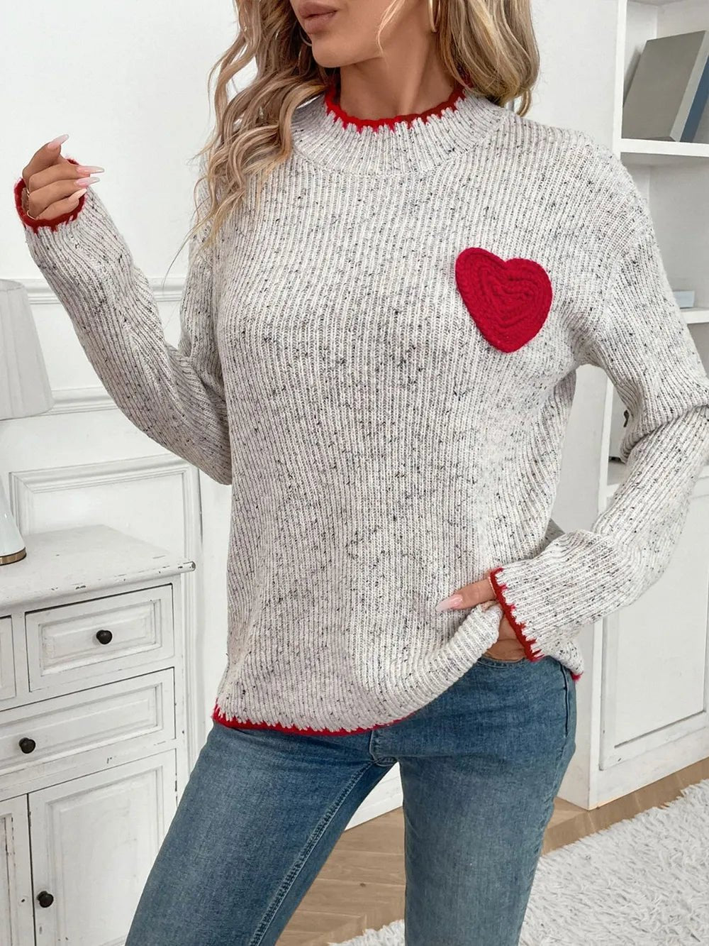 Contrast Heart Round Neck Long Sleeve Sweater - SuzRevera