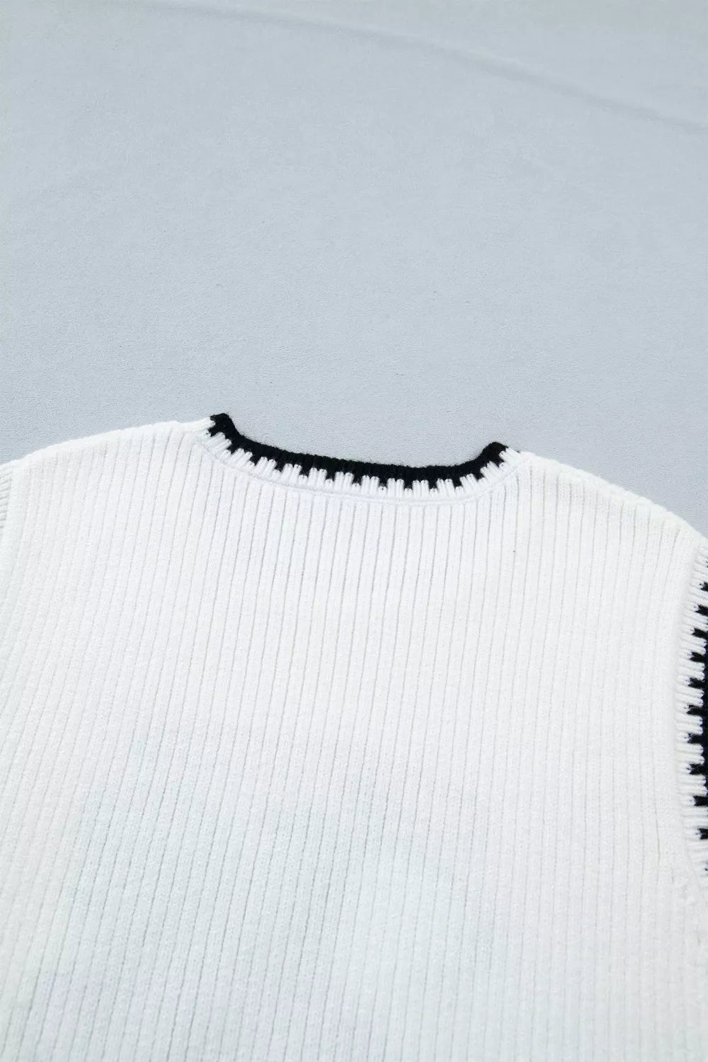 Contrast Trim Round Neck Rodeo Cowboy Sweater Vest - SuzRevera