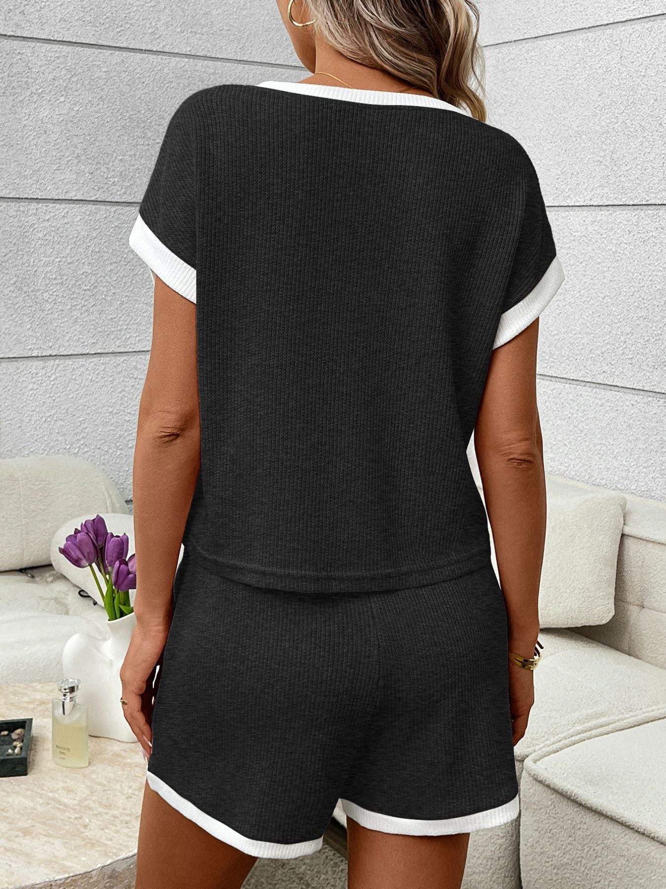 Contrast Trim Short Sleeve Top and Shorts Set - SuzRevera