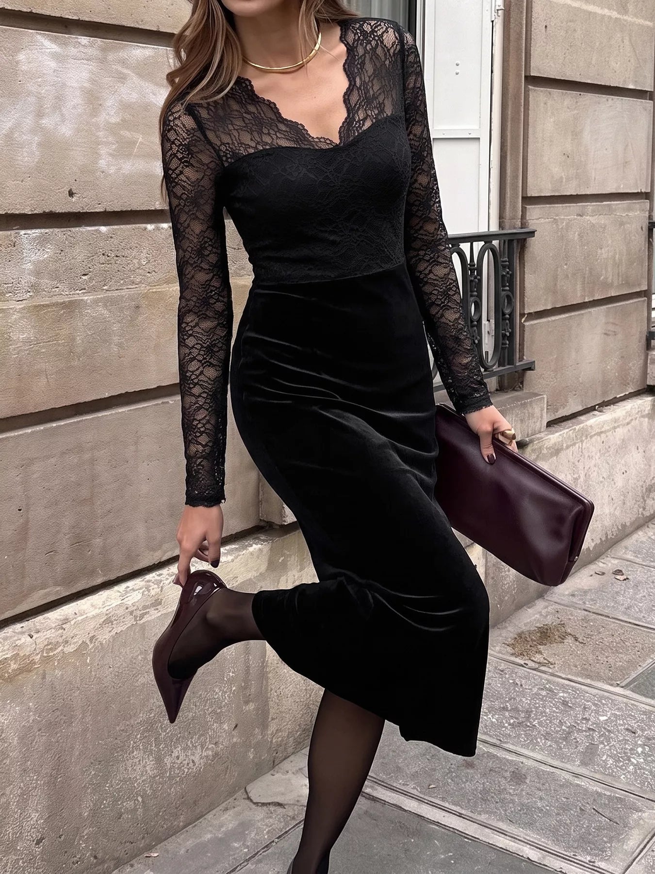 Elegant Lace and Velvet Midi Dress - SuzRevera