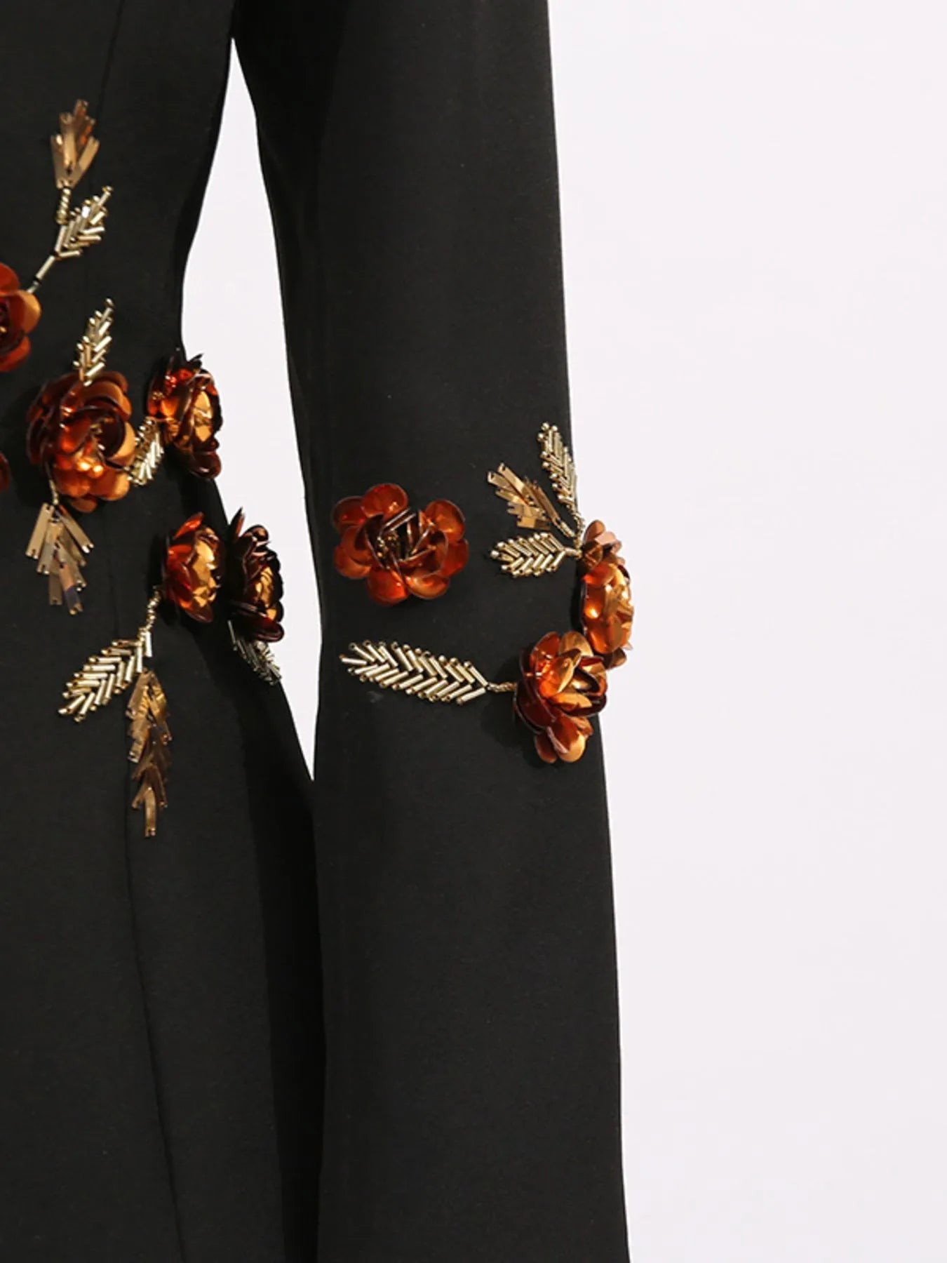 Embroidered Long Sleeve Blazer - SuzRevera