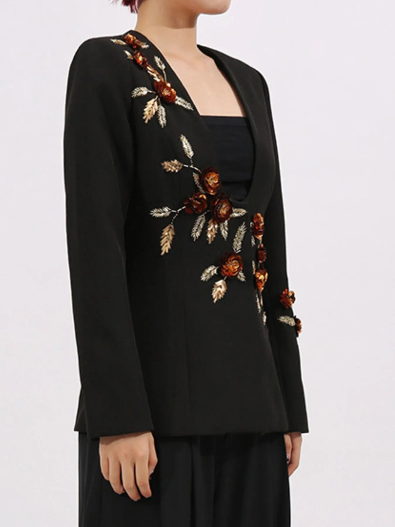 Embroidered Long Sleeve Blazer - SuzRevera