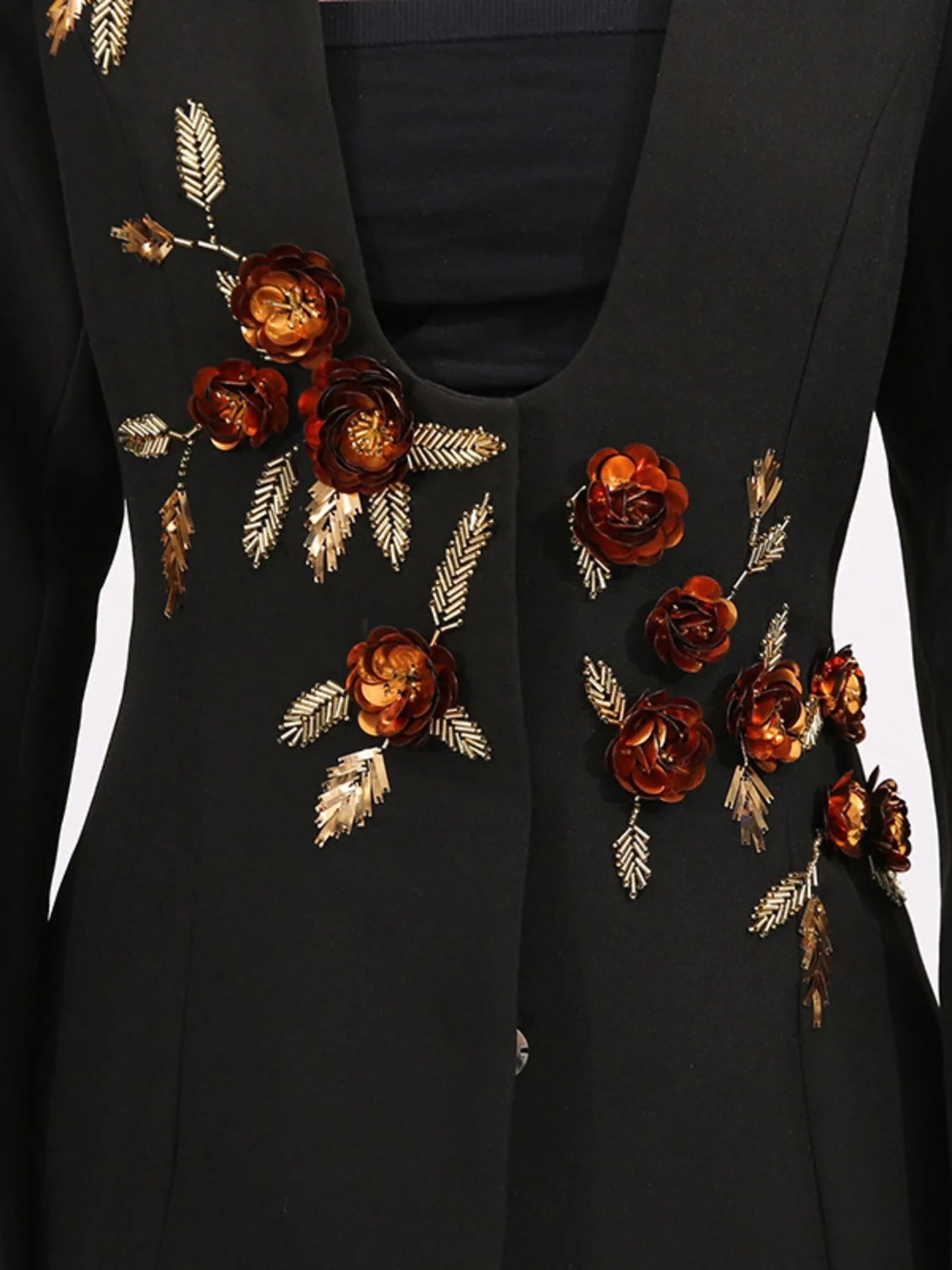Embroidered Long Sleeve Blazer - SuzRevera