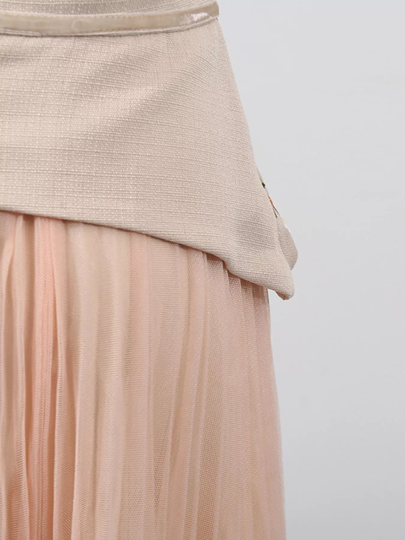 Embroidered Tulle Pleated Midi Dress - SuzRevera