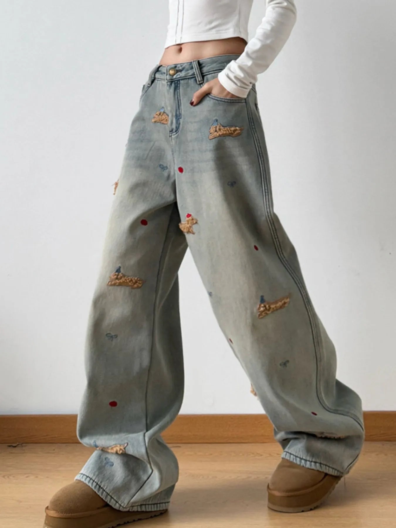 Embroidered Wide Leg Jeans - SuzRevera