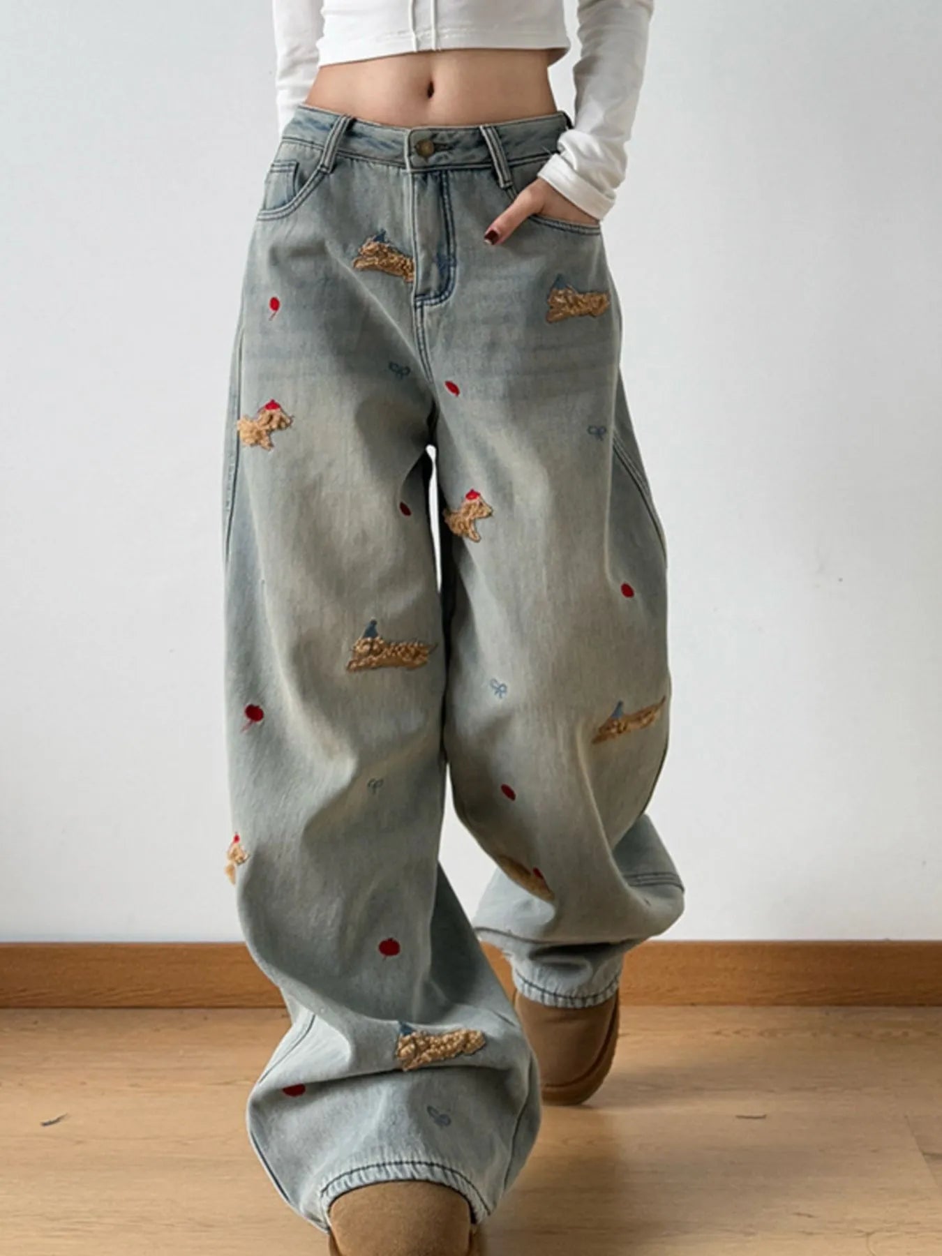 Embroidered Wide Leg Jeans - SuzRevera