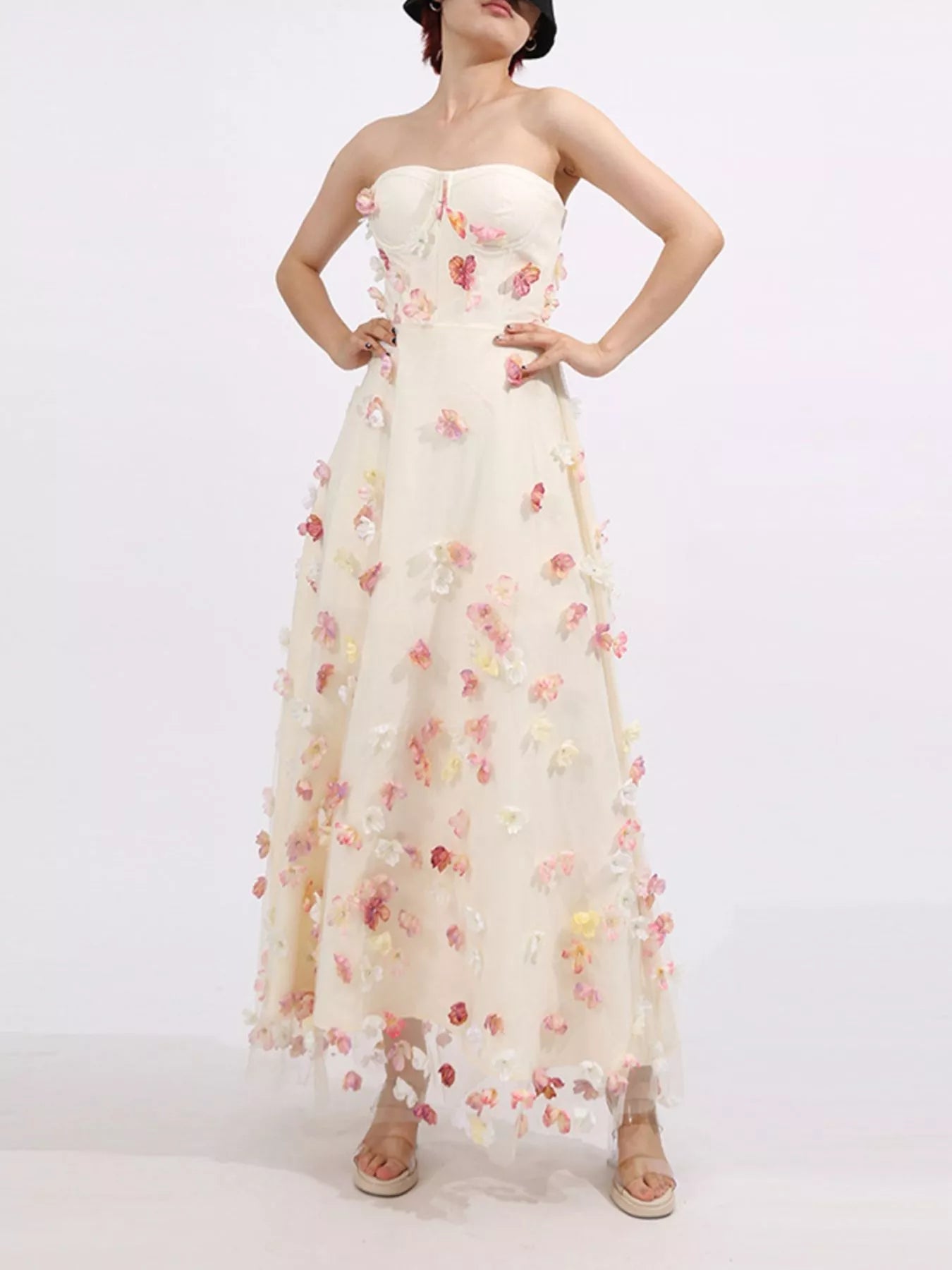Floral Applique Strapless Tulle Maxi Dress - SuzRevera