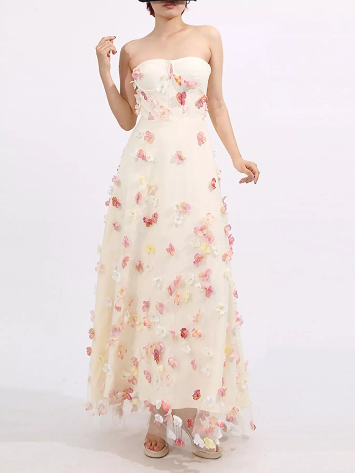 Floral Applique Strapless Tulle Maxi Dress - SuzRevera