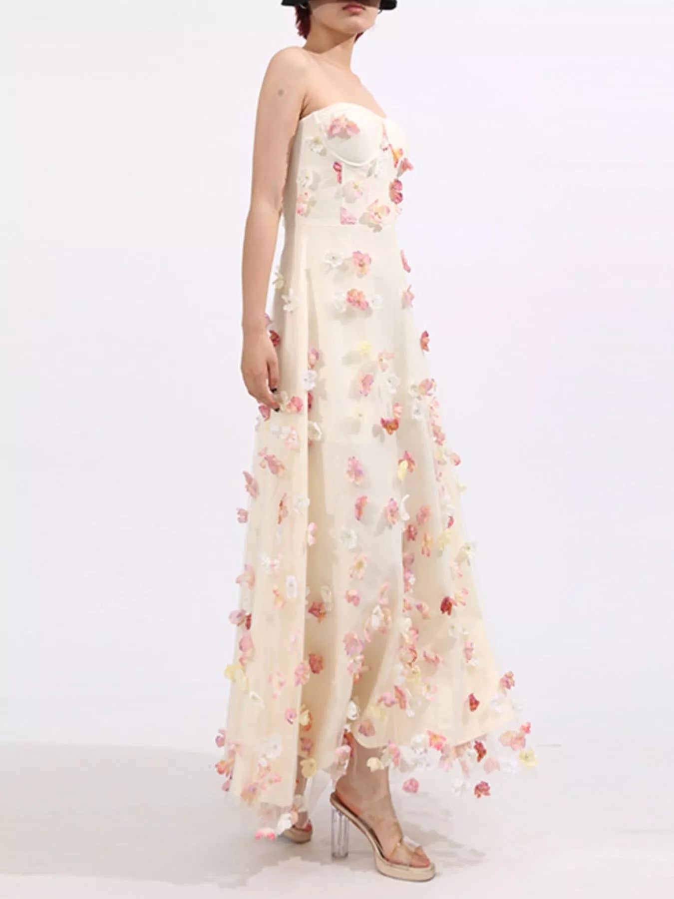 Floral Applique Strapless Tulle Maxi Dress - SuzRevera