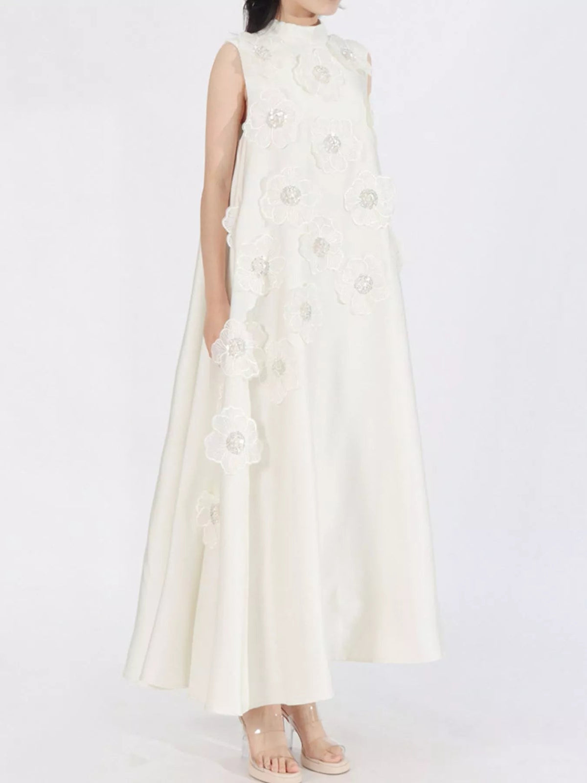 Floral Embellished Sleeveless Maxi Dress - SuzRevera