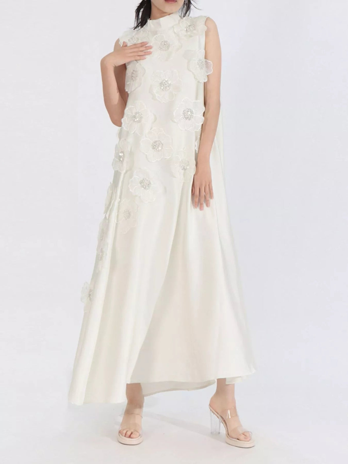 Floral Embellished Sleeveless Maxi Dress - SuzRevera