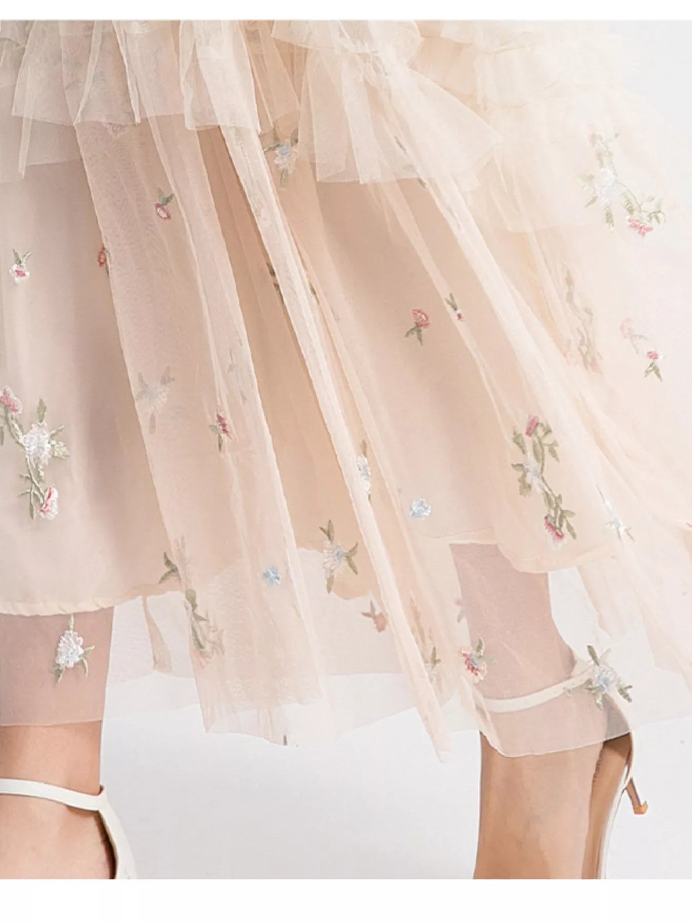 Floral Tulle Layered Maxi Dress - SuzRevera