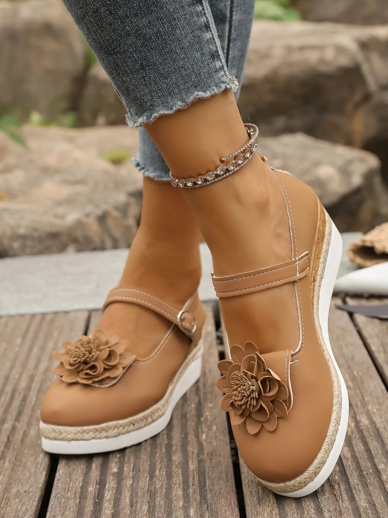 Flower Embellished Mary Jane Loafers - SuzRevera