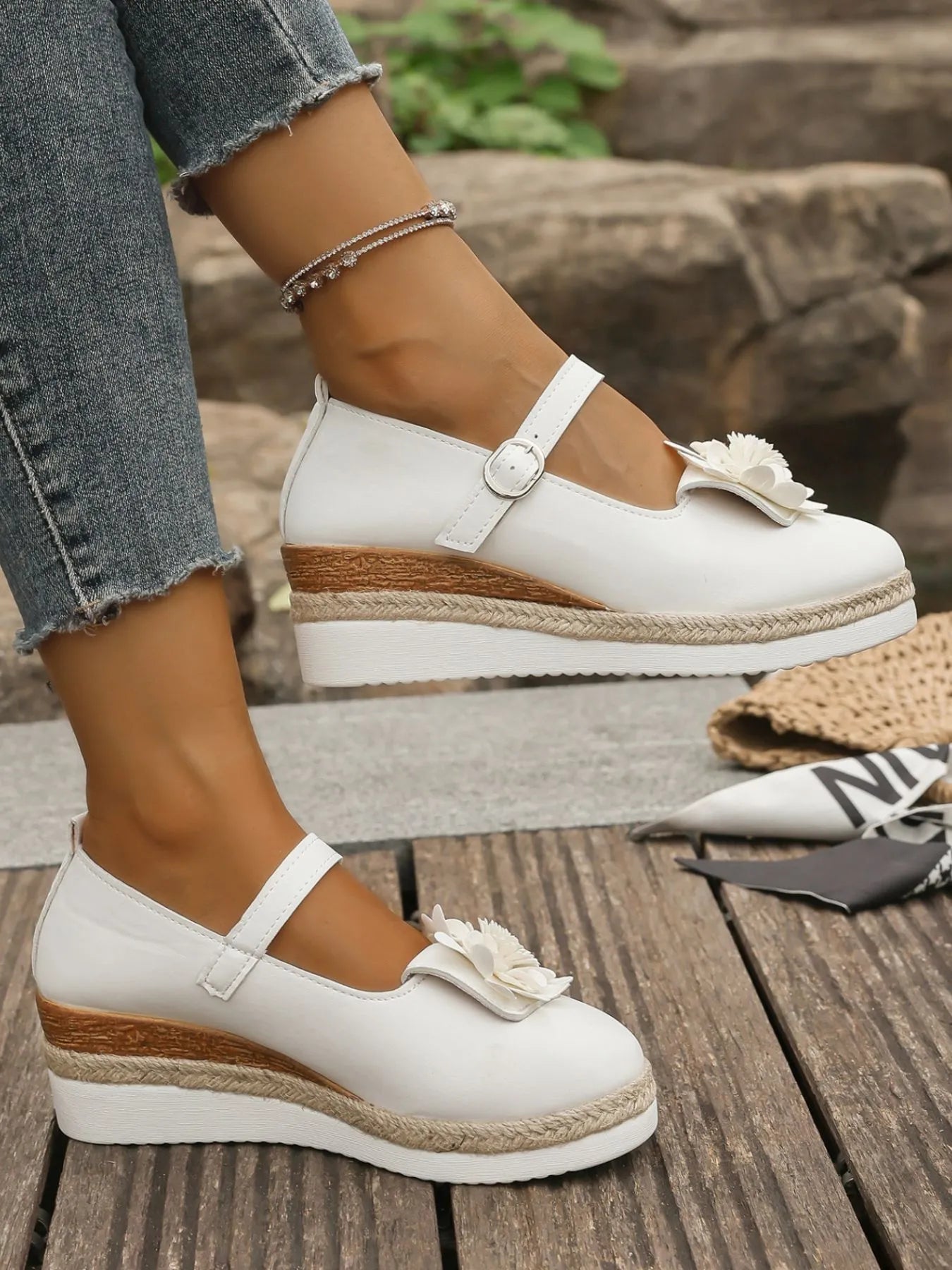 Flower Embellished Mary Jane Loafers - SuzRevera