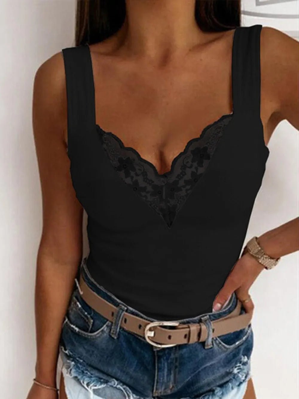 Full Size Lace Detail Sweetheart Neck Tank - SuzRevera