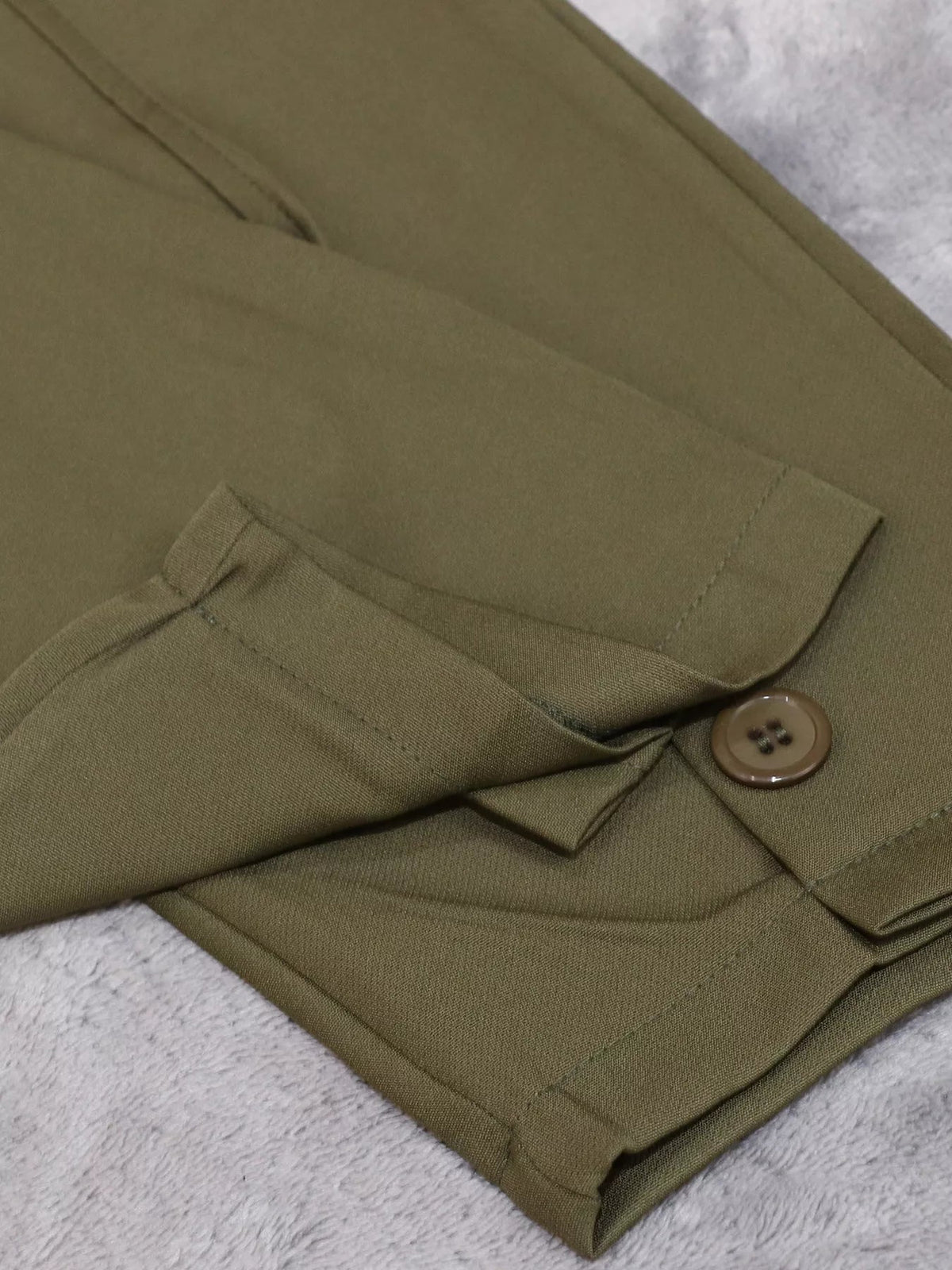 High-Waisted Pleated Pants - SuzRevera