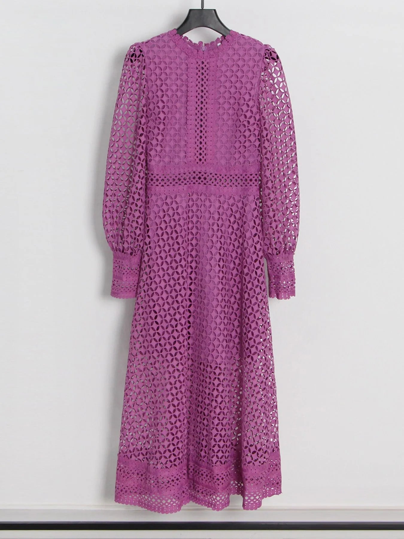 Lace Long Sleeve Midi Dress - SuzRevera