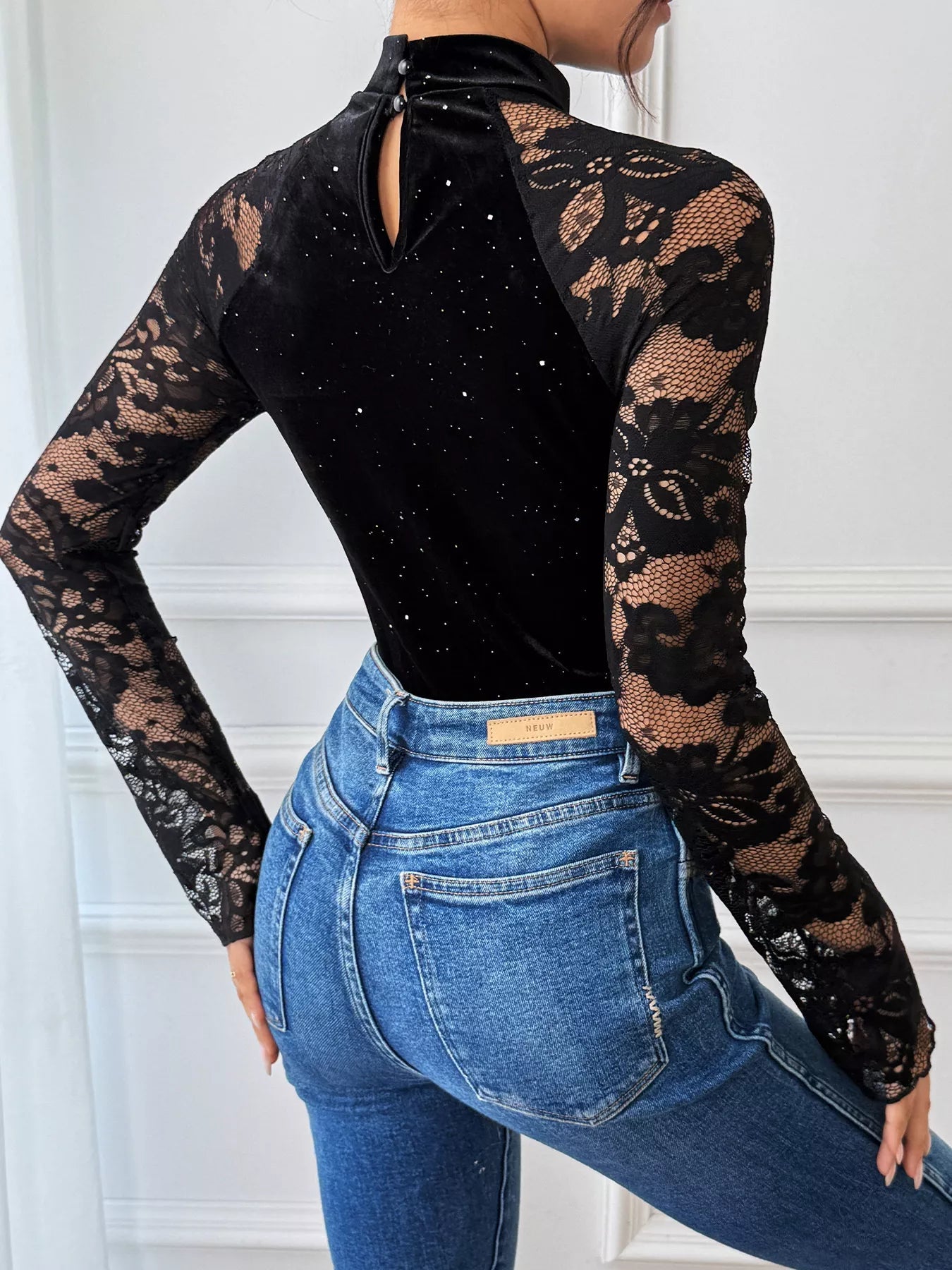 Lace Mock Neck Bodysuit - SuzRevera