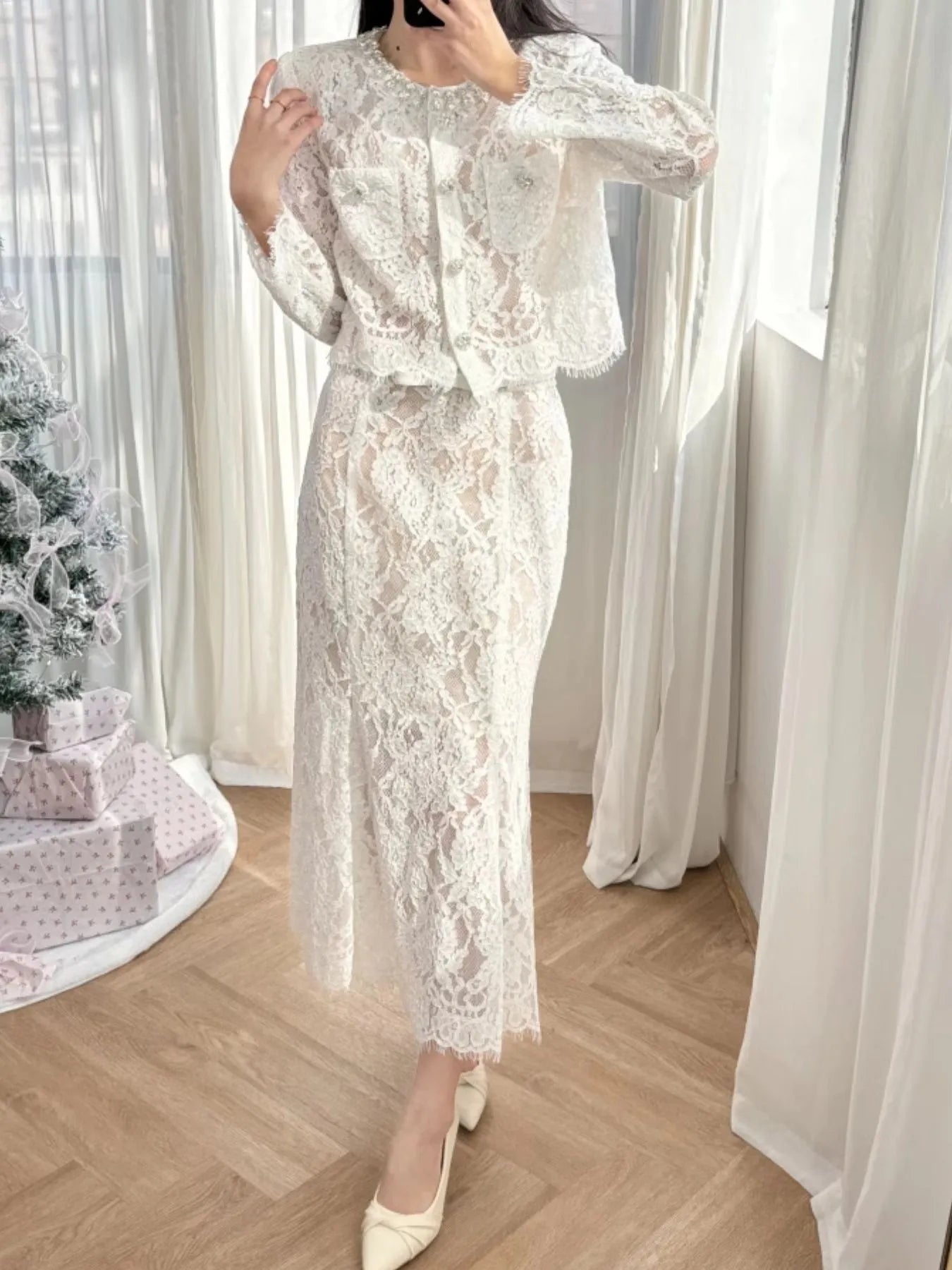 Lace Snap Down Top and Skirt Set - SuzRevera