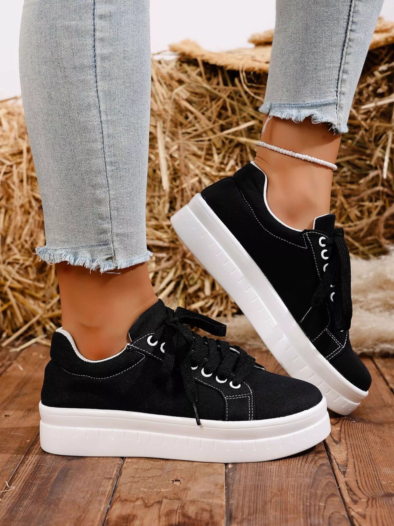 Lace Up Platform Sneakers - SuzRevera