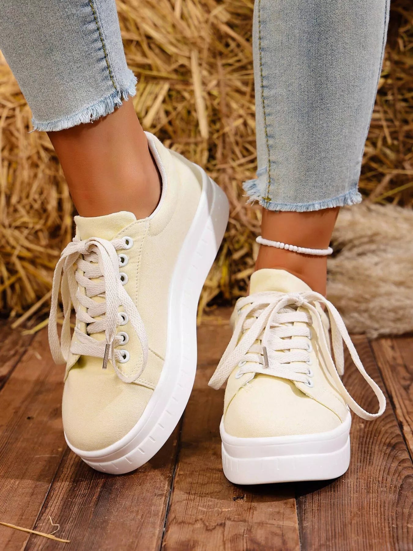 Lace Up Platform Sneakers - SuzRevera