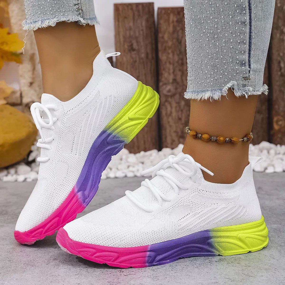 Lace Up Round Toe Sneakers - SuzRevera