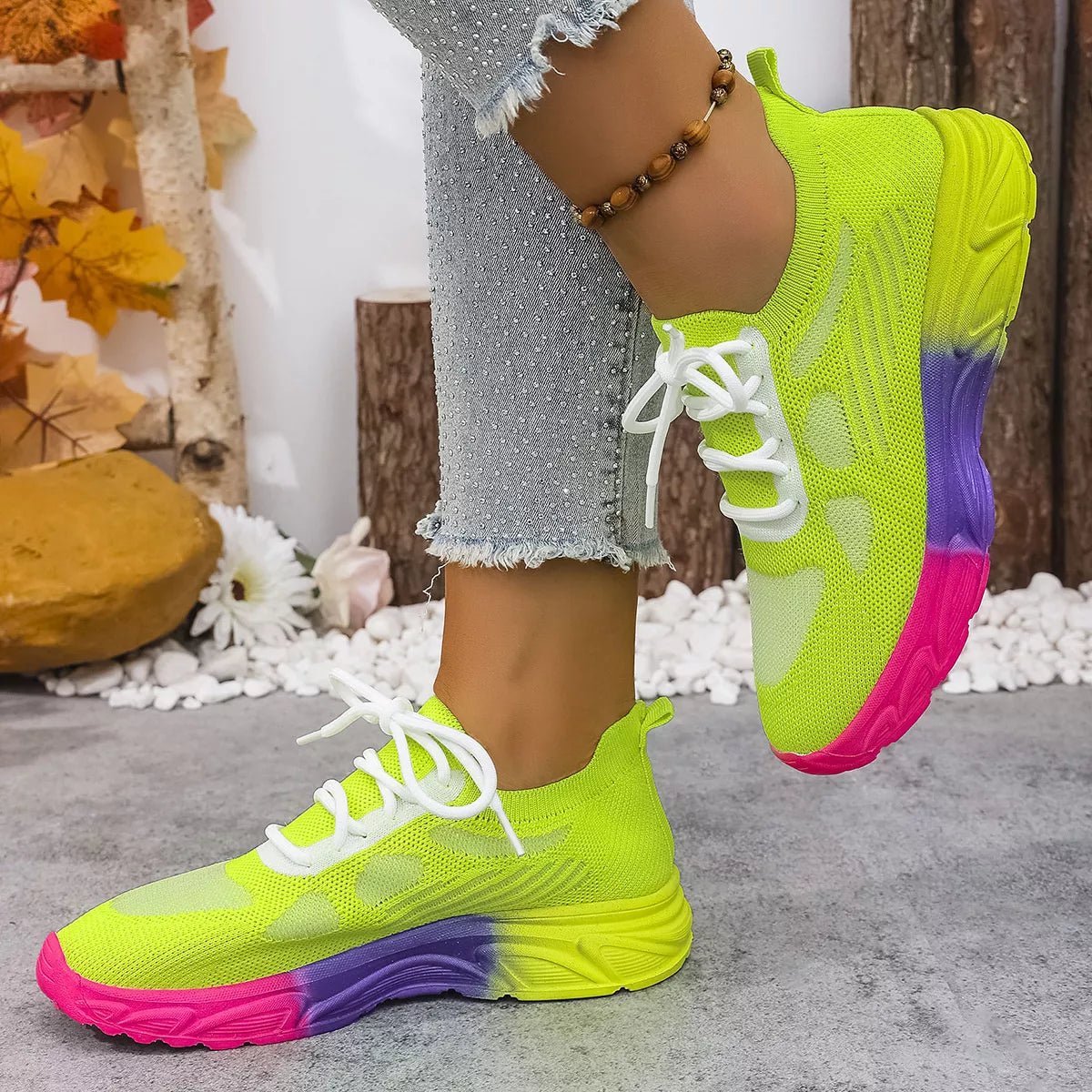 Lace Up Round Toe Sneakers - SuzRevera