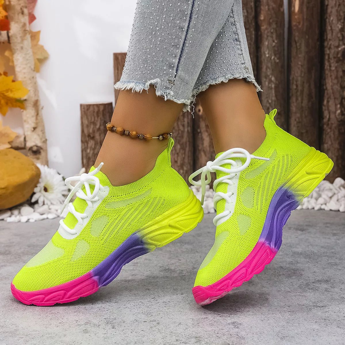 Lace Up Round Toe Sneakers - SuzRevera