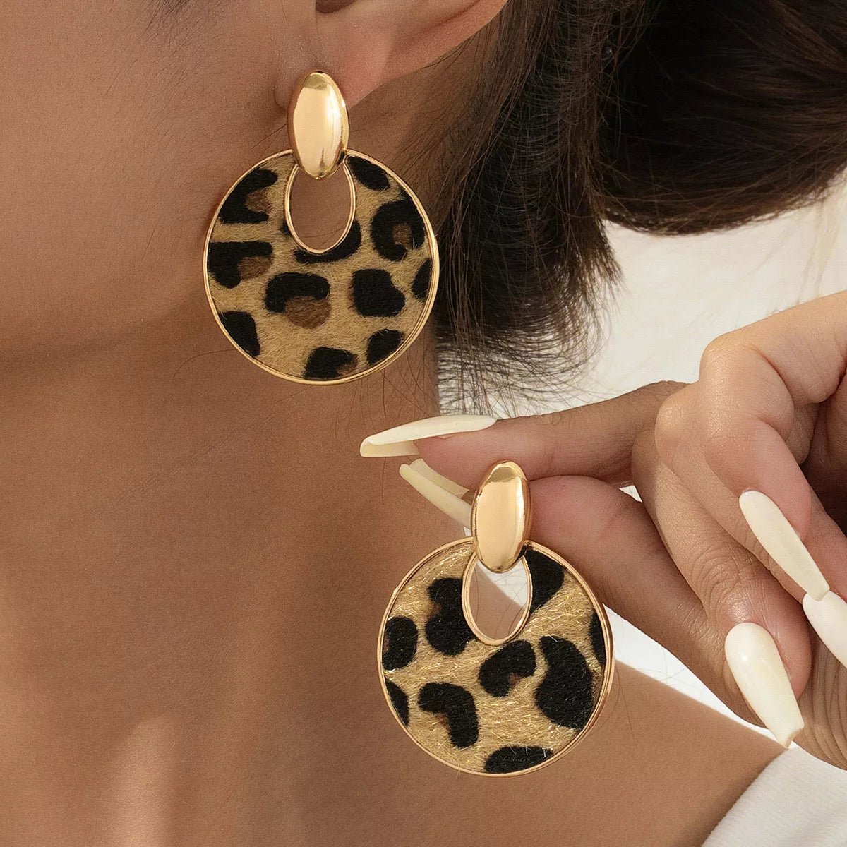 Leopard Circle Dangle Earrings - SuzRevera