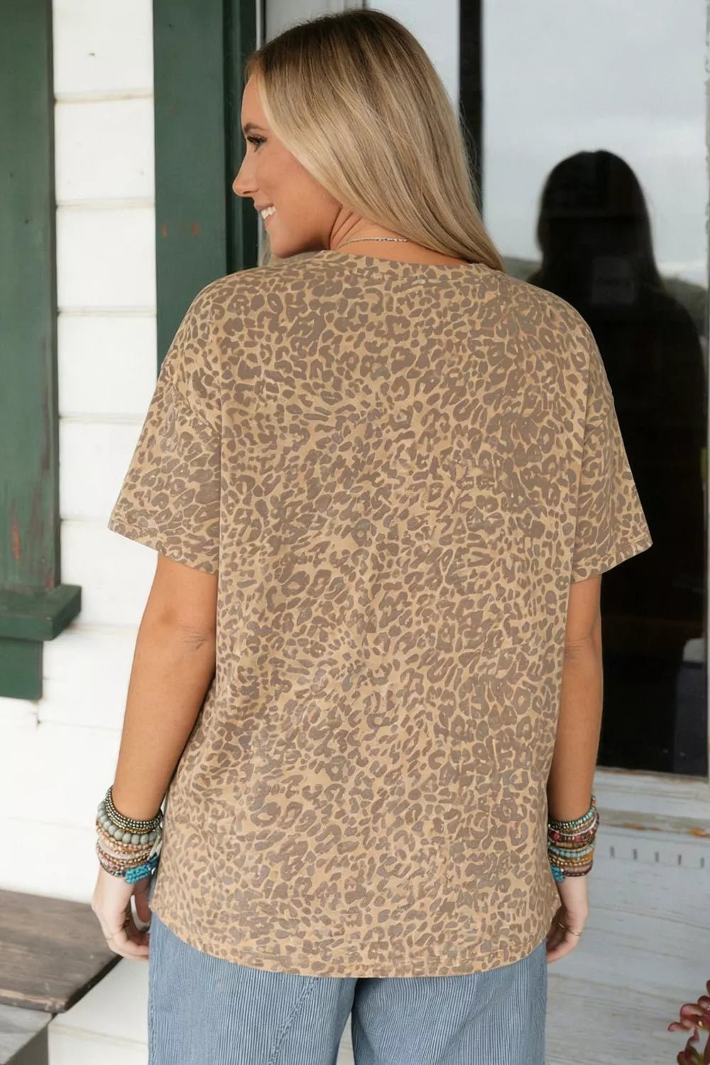 Leopard Print Star Studded Casual T-Shirt - SuzRevera