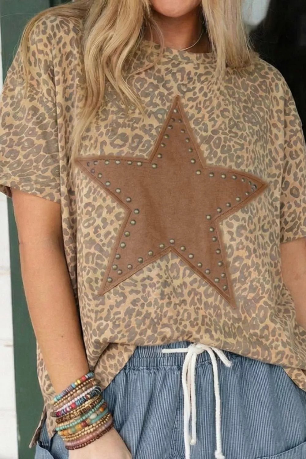 Leopard Print Star Studded Casual T-Shirt - SuzRevera
