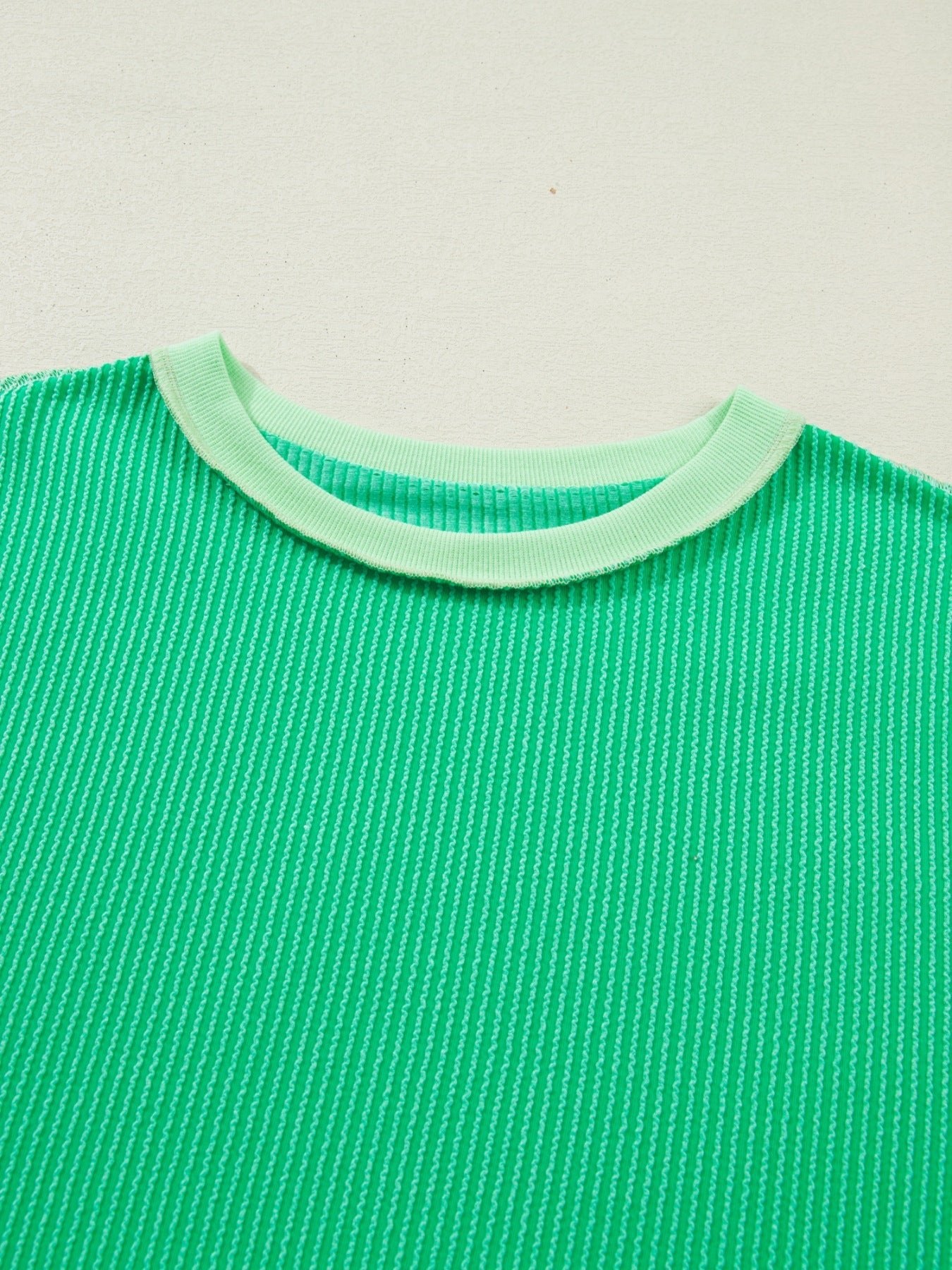 Loose Uneven Hem Twist Ribbed T Shirt - SuzRevera