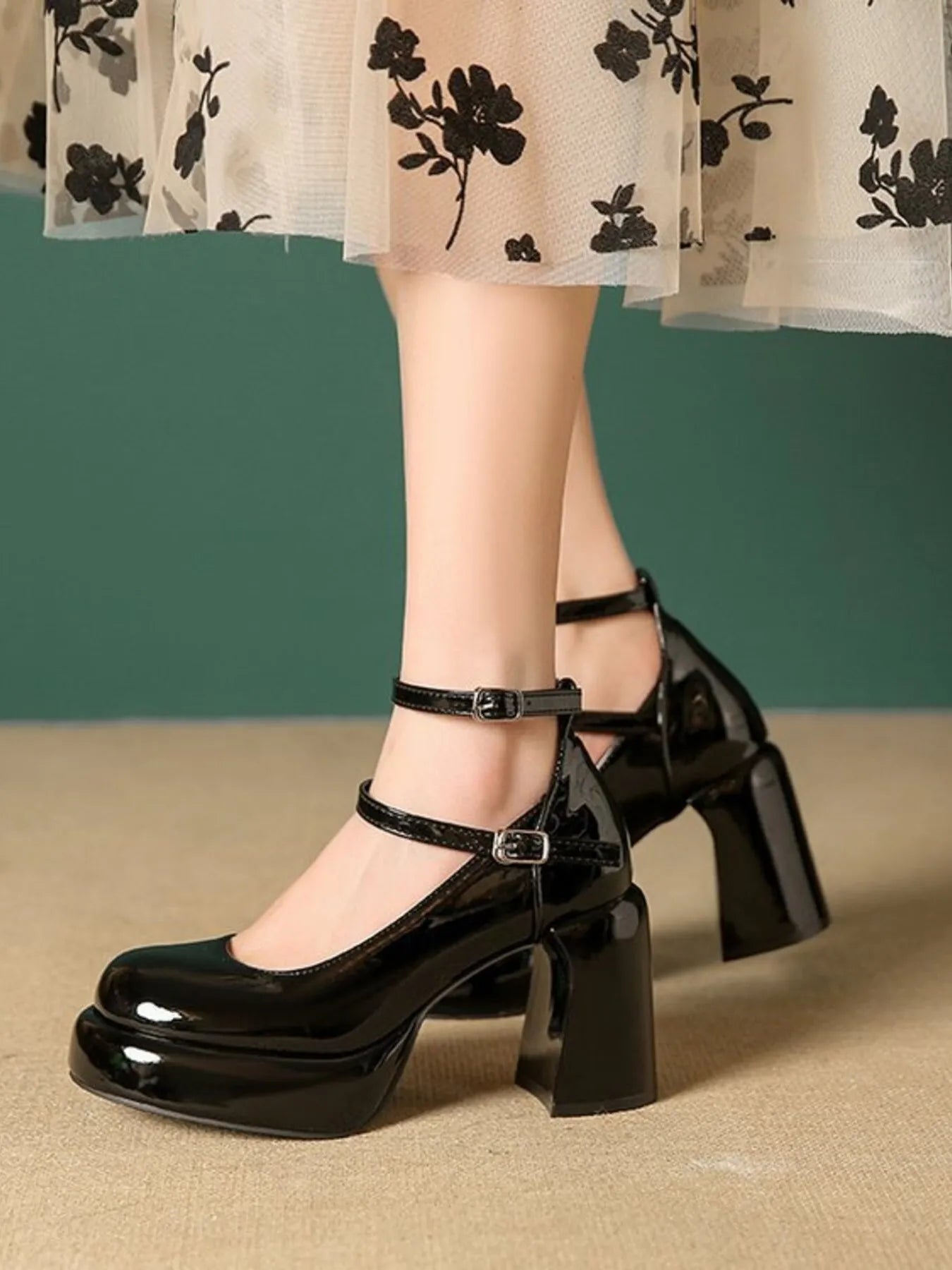 Patent Leather Mary Jane Platform Pumps - SuzRevera