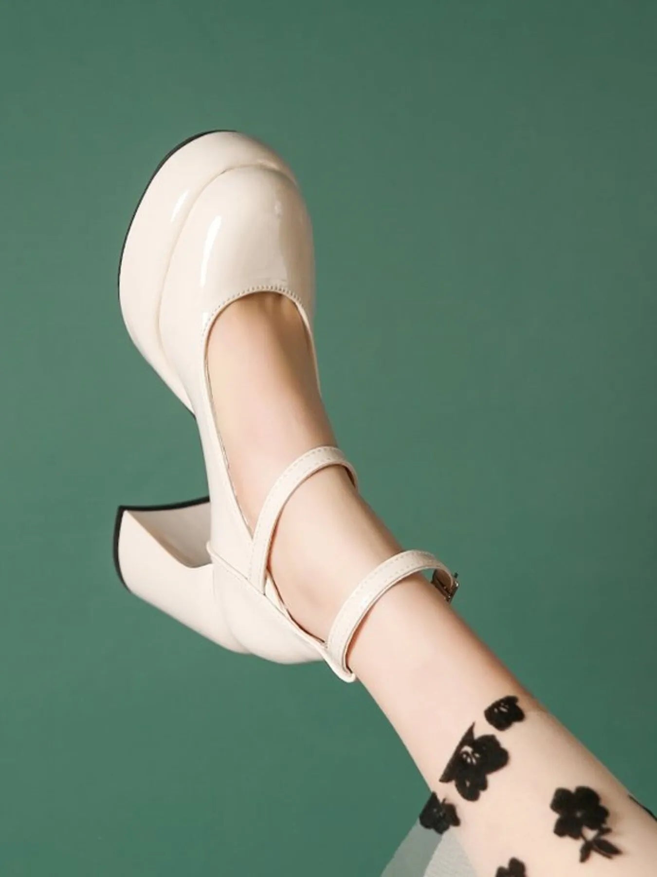 Patent Leather Mary Jane Platform Pumps - SuzRevera