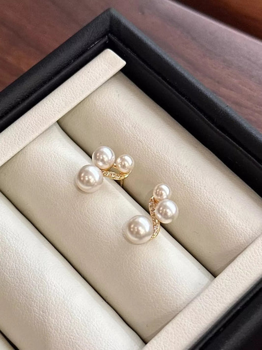 Pearl Cluster Earrings - SuzRevera
