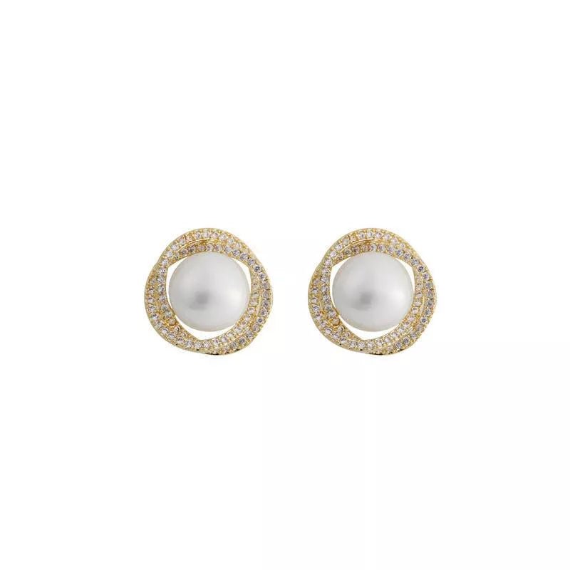 Pearl Stud Earrings - SuzRevera