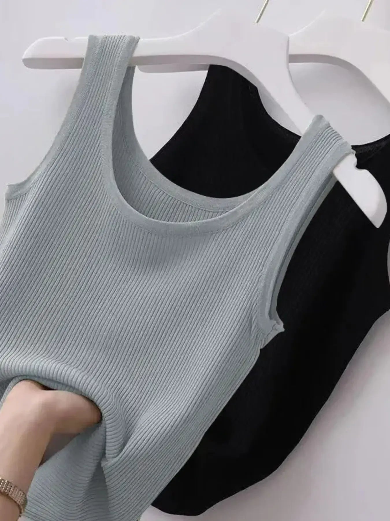 Plus Size Ribbed Knit Scoop Neck Tank Top - SuzRevera