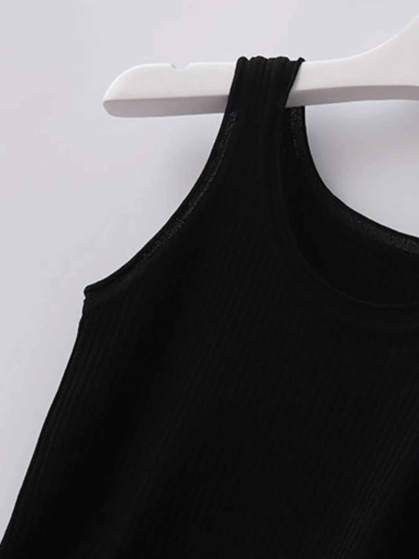 Plus Size Ribbed Knit Scoop Neck Tank Top - SuzRevera