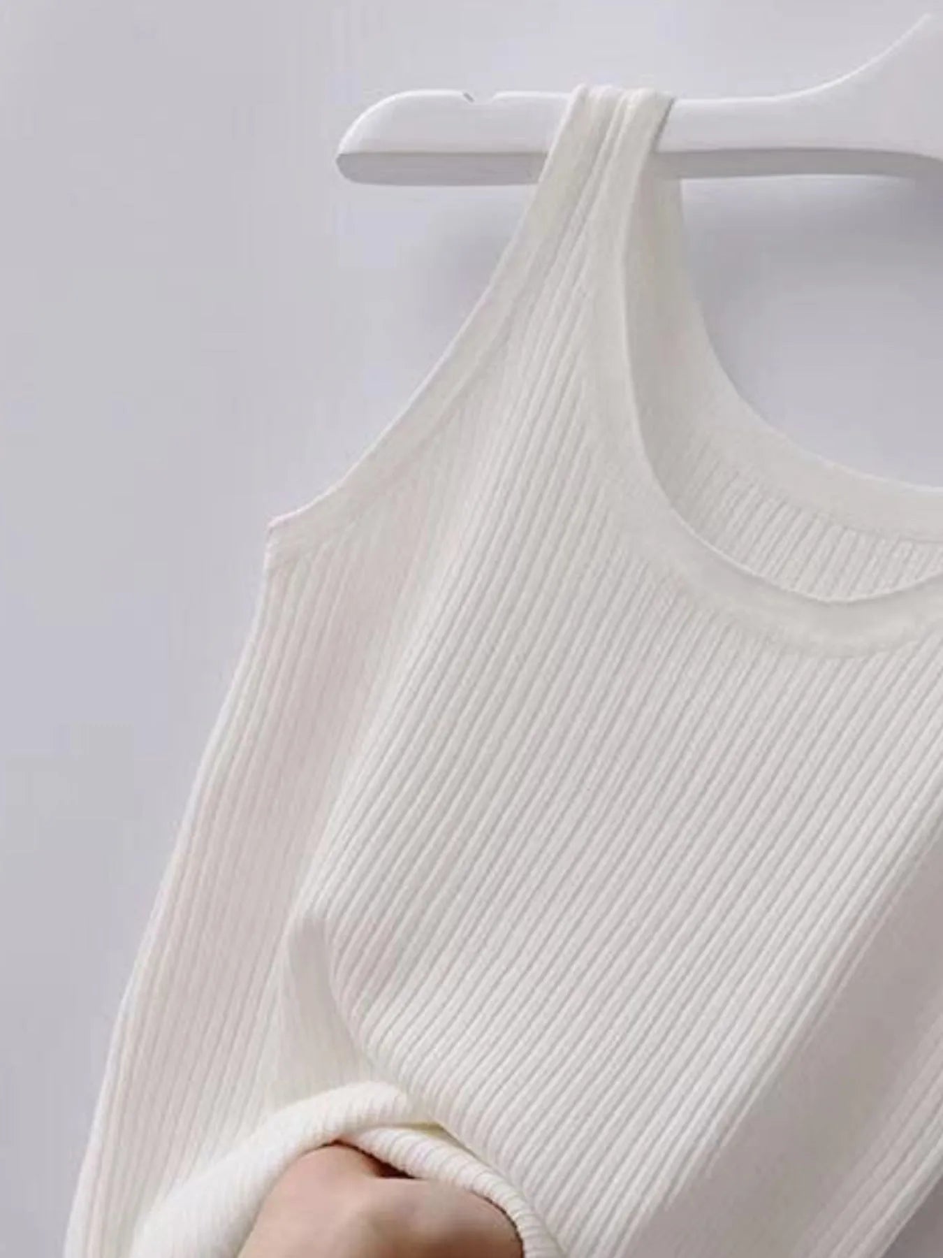 Plus Size Ribbed Knit Scoop Neck Tank Top - SuzRevera