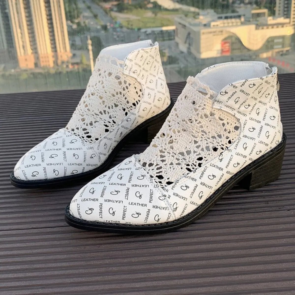 Printed Point Toe Block Heels Boots - SuzRevera