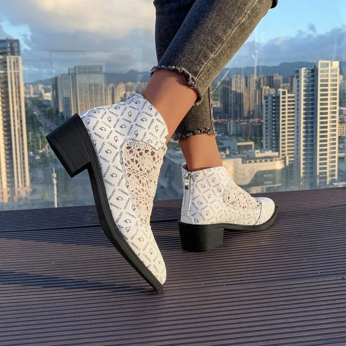 Printed Point Toe Block Heels Boots - SuzRevera