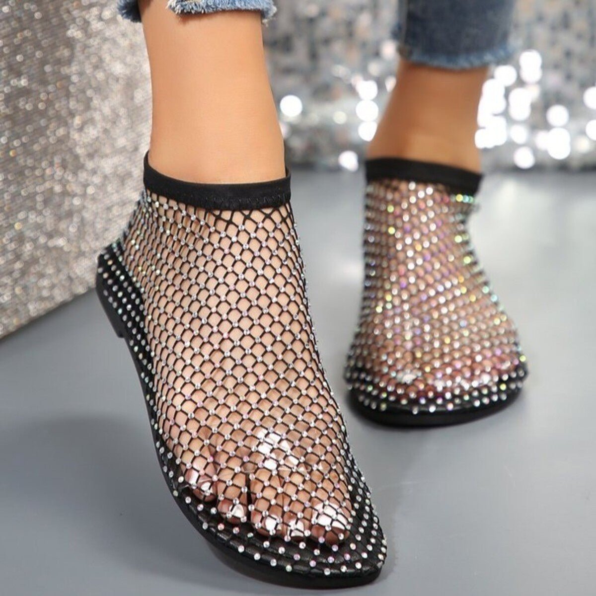 Rhinestone Round Toe Sandals - SuzRevera