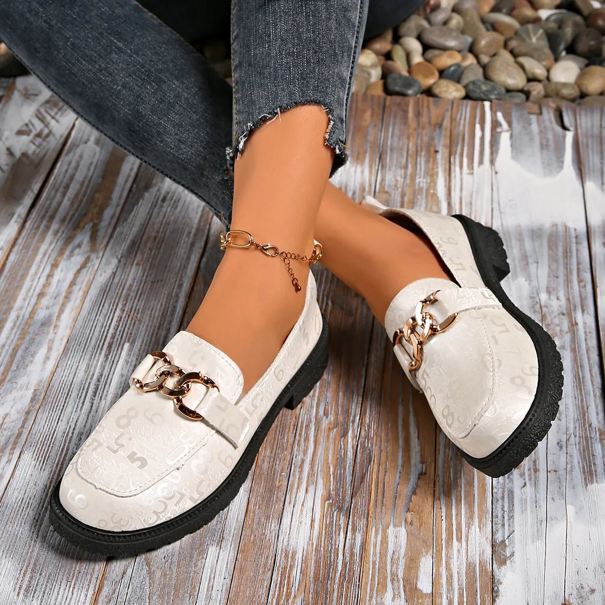 Round Toe Block Heels Loafers - SuzRevera
