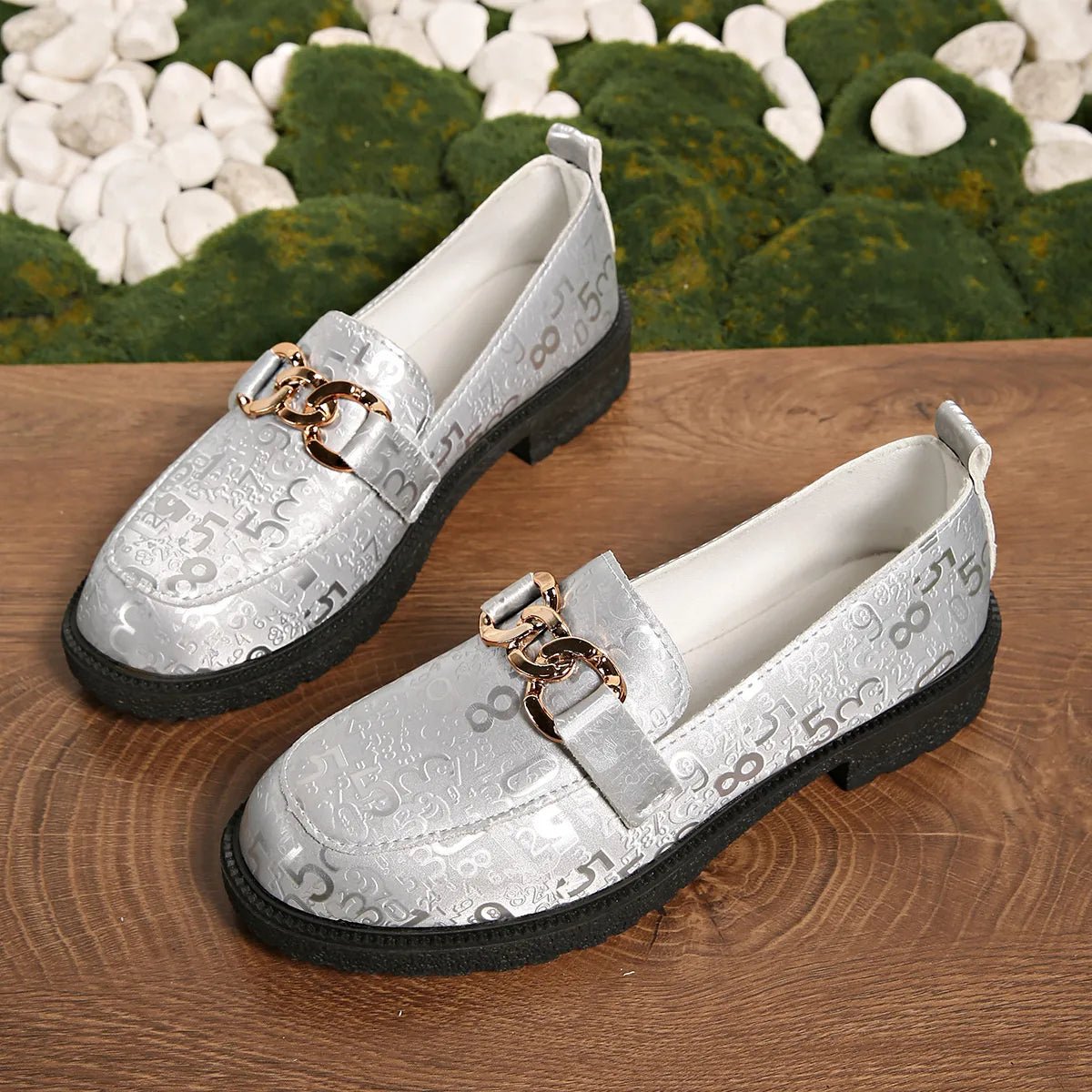 Round Toe Block Heels Loafers - SuzRevera