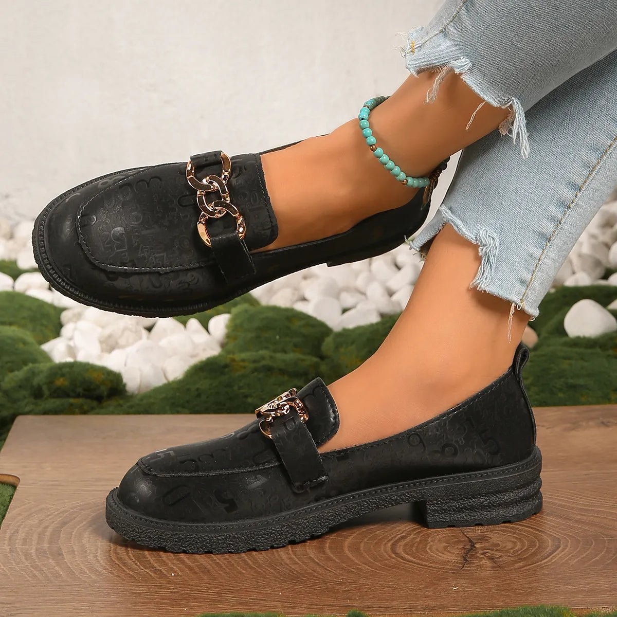 Round Toe Block Heels Loafers - SuzRevera
