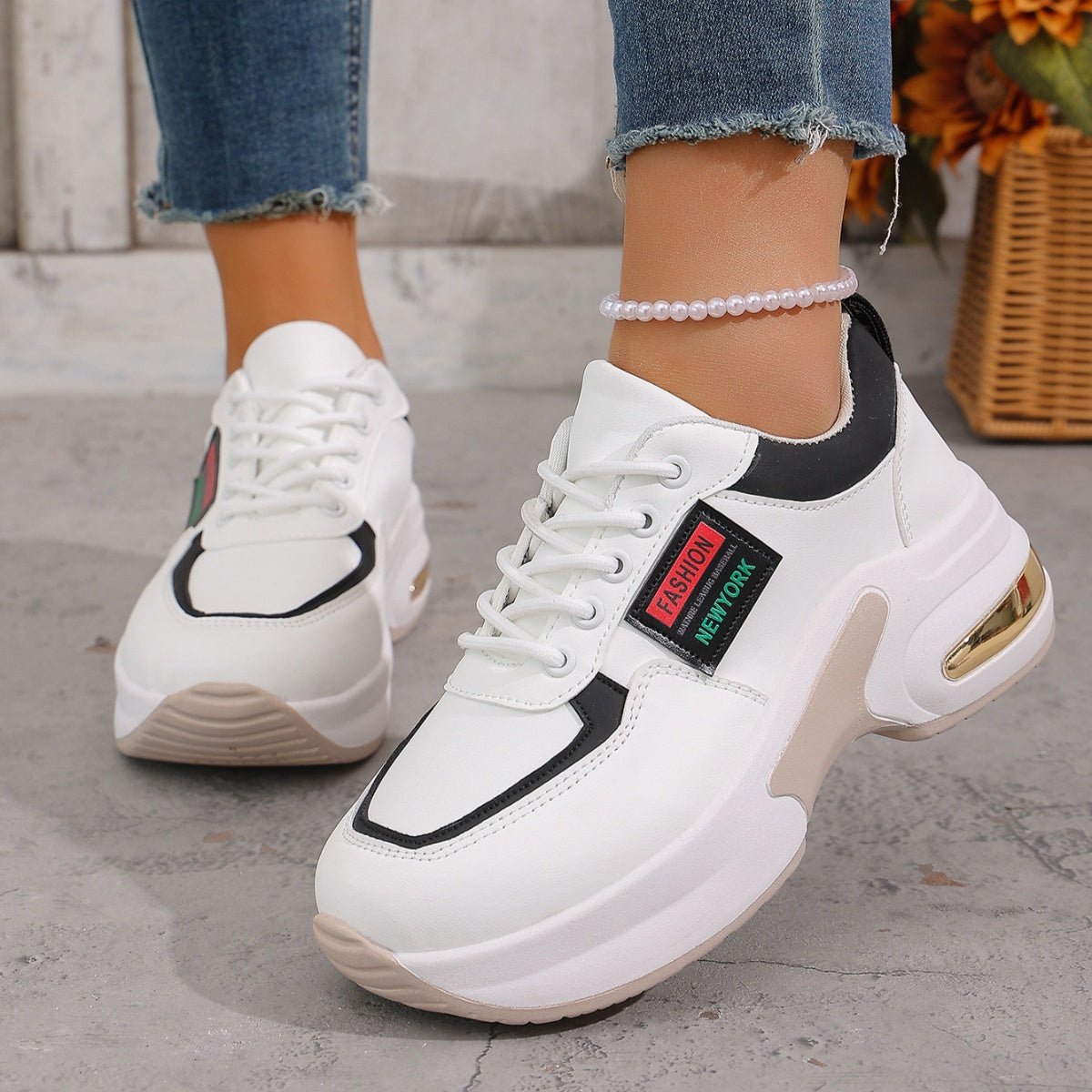 Round Toe Lace Up Sneakers - SuzRevera