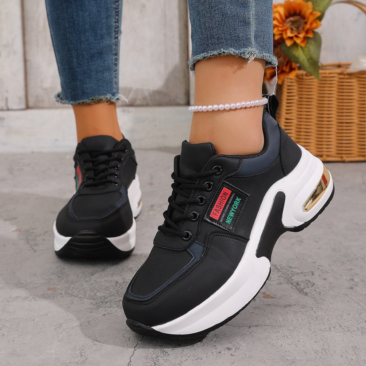 Round Toe Lace Up Sneakers - SuzRevera