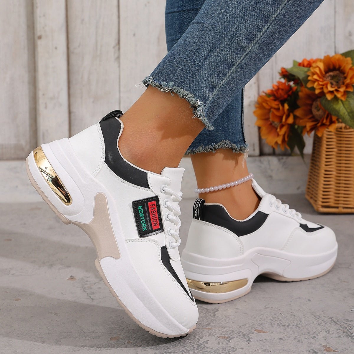 Round Toe Lace Up Sneakers - SuzRevera